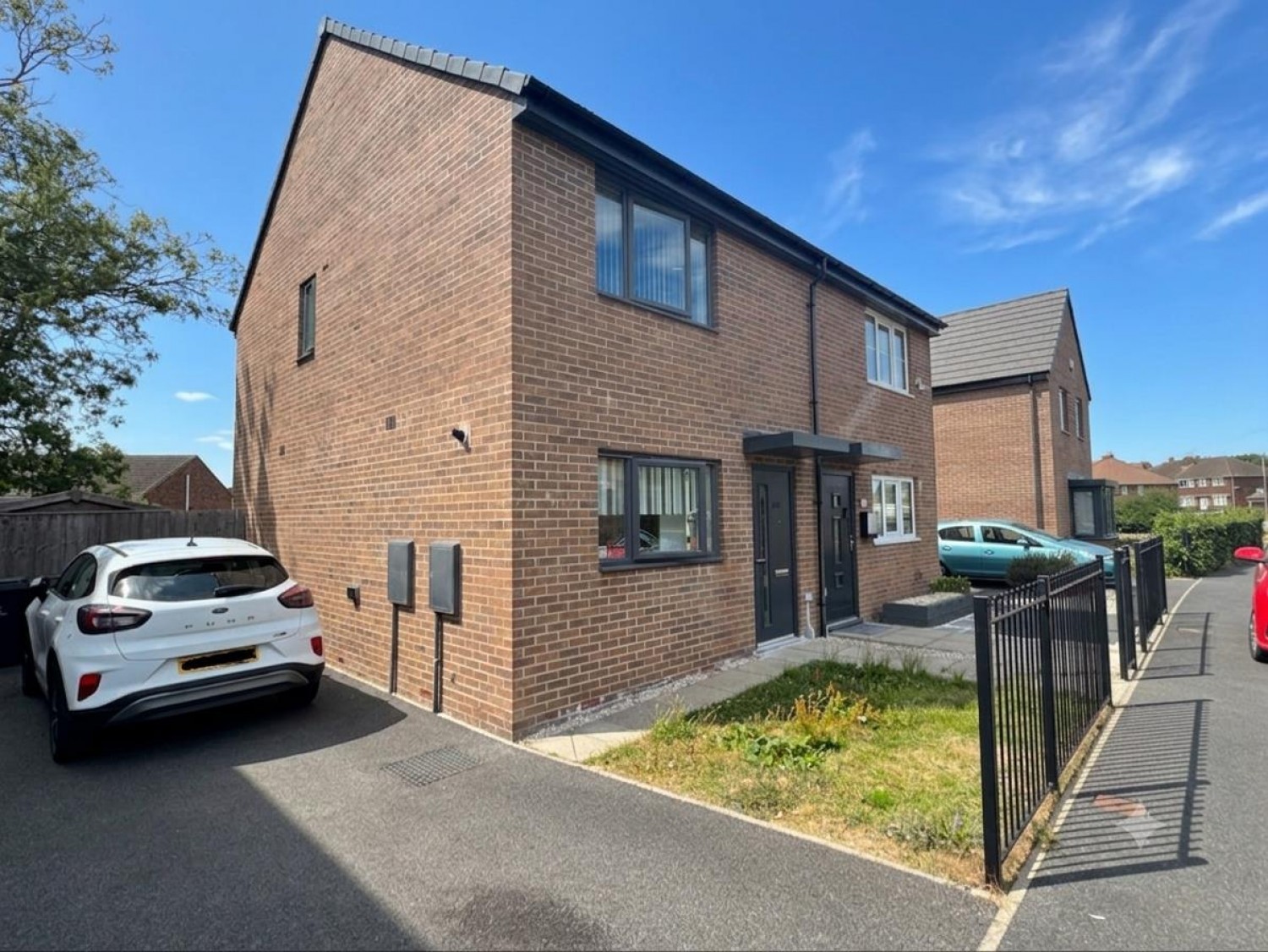 2 bedroom House to let in Emerald Green Grove, Thurnscoe, Rotherham