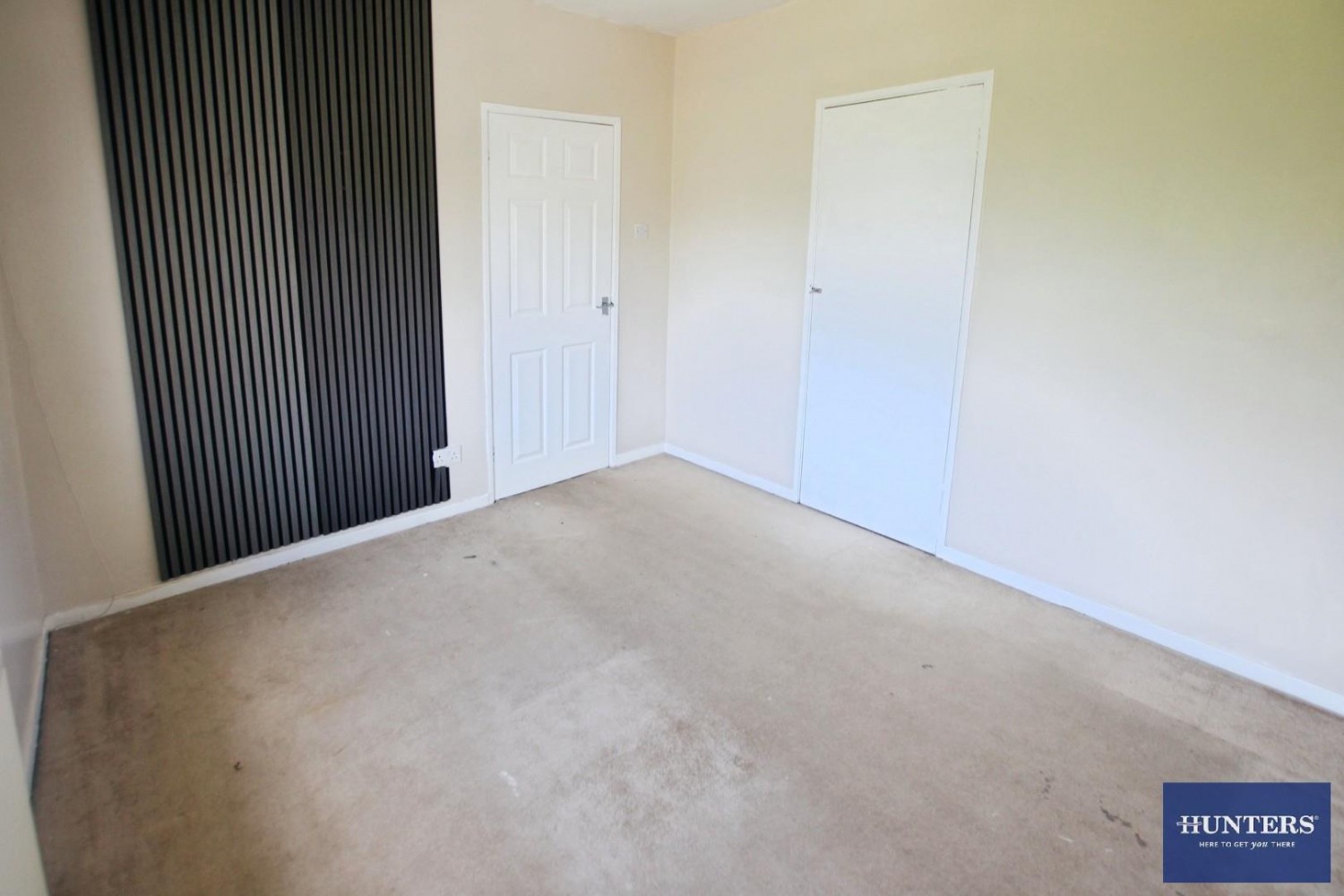 3 bedroom House to let in Holme Lane, Bradford, BD4 0PU