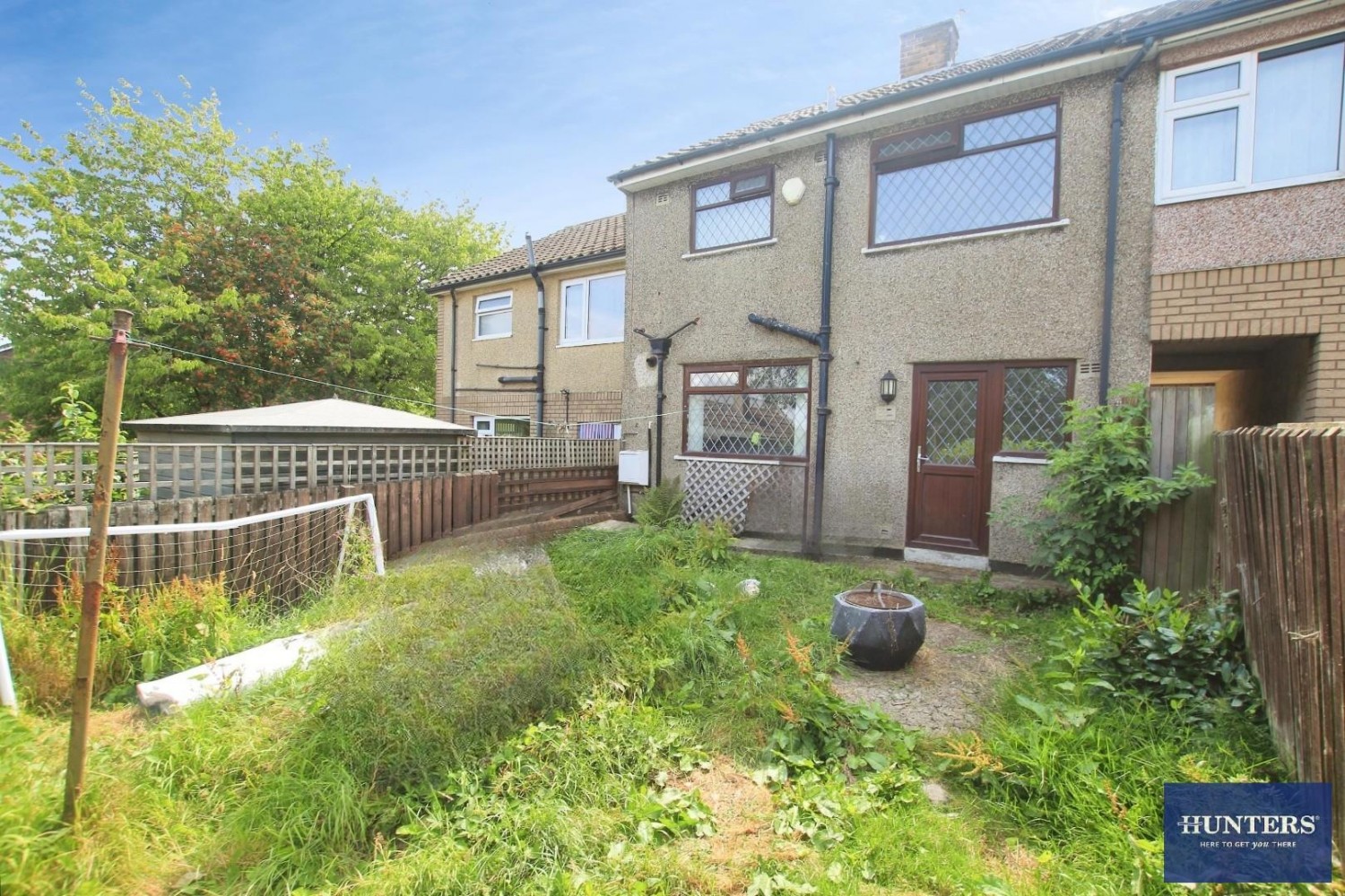 3 bedroom House to let in Holme Lane, Bradford, BD4 0PU