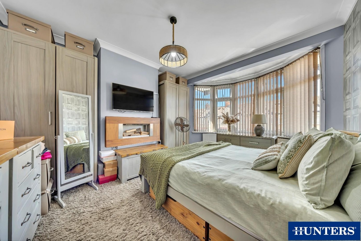 5 bedroom House for sale in Galsworthy Avenue, Chadwell Heath, RM6