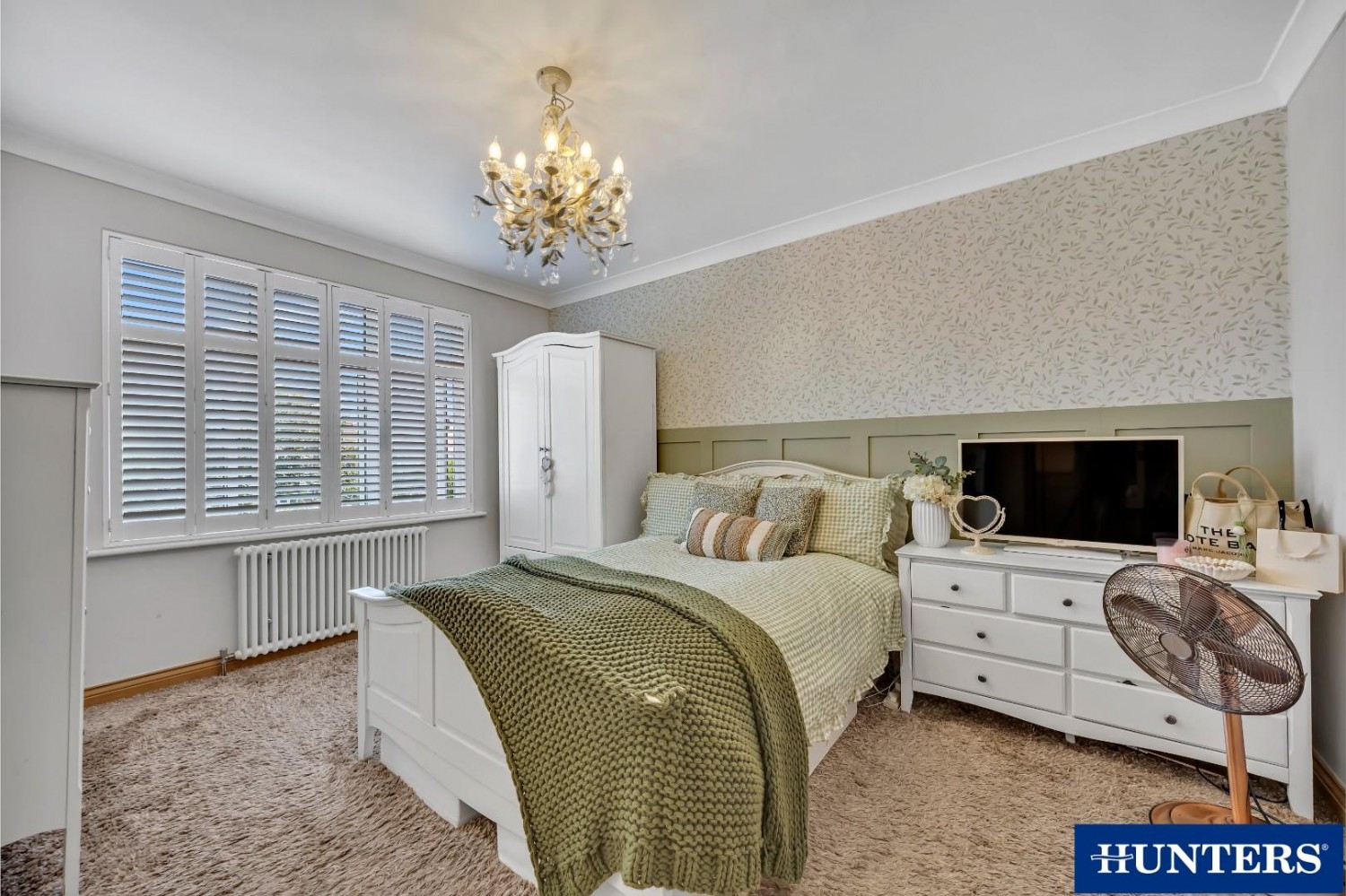 5 bedroom House for sale in Galsworthy Avenue, Chadwell Heath, RM6