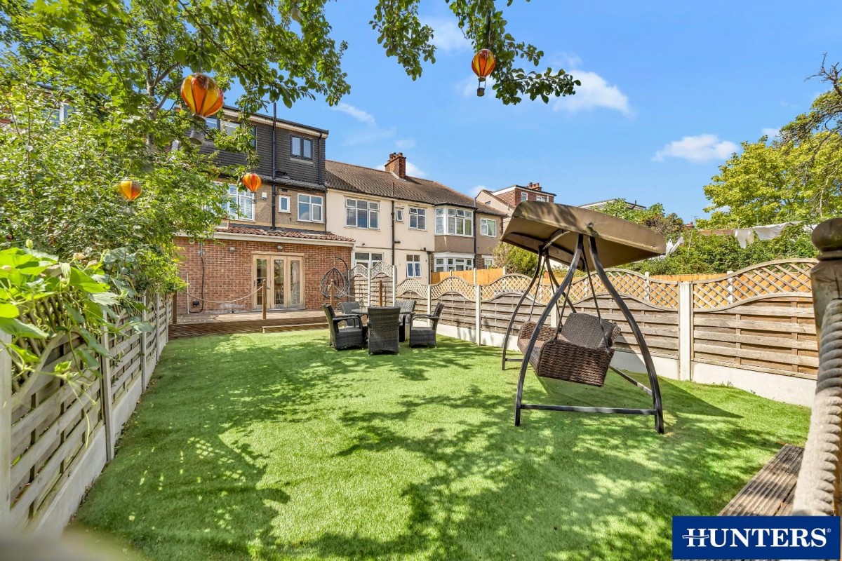 Galsworthy Avenue, Chadwell Heath, RM6
