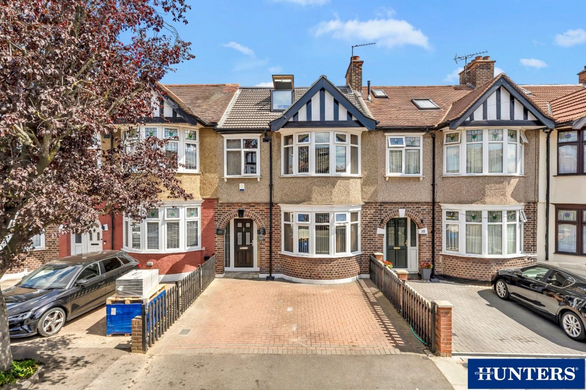 Galsworthy Avenue, Chadwell Heath, RM6