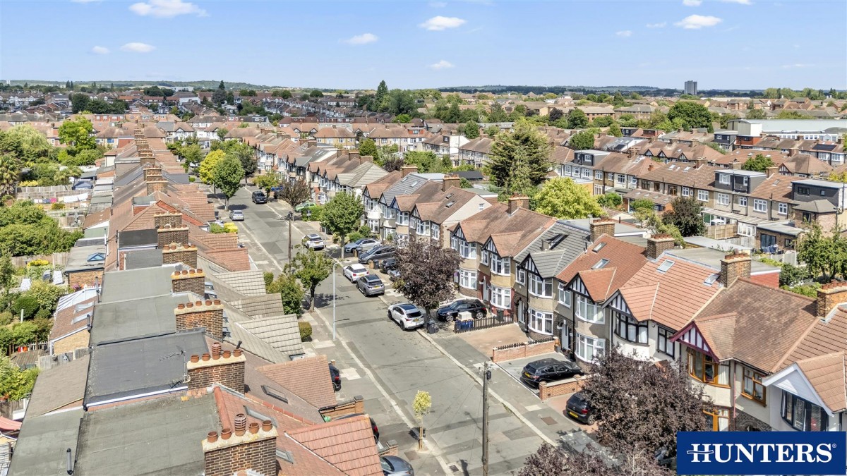Galsworthy Avenue, Chadwell Heath, RM6