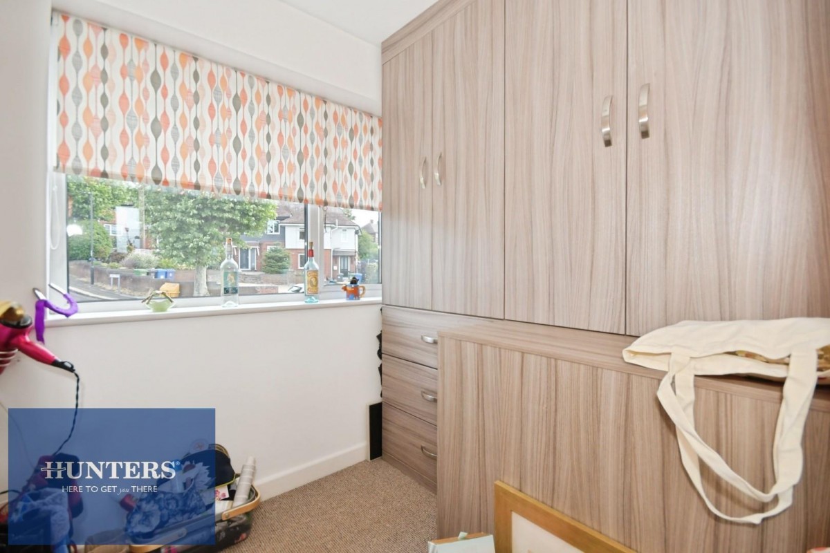 Newbridge Lane, Old Whittington, Chesterfield, S41 9JQ