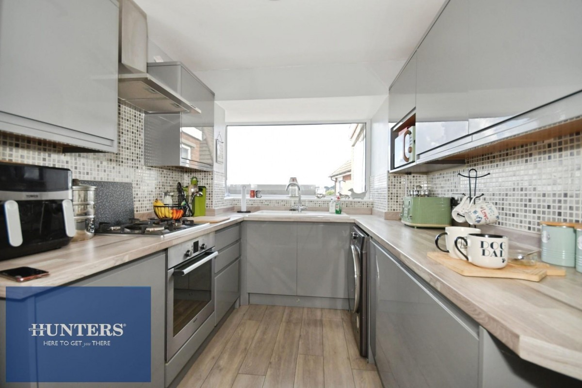 Newbridge Lane, Old Whittington, Chesterfield, S41 9JQ