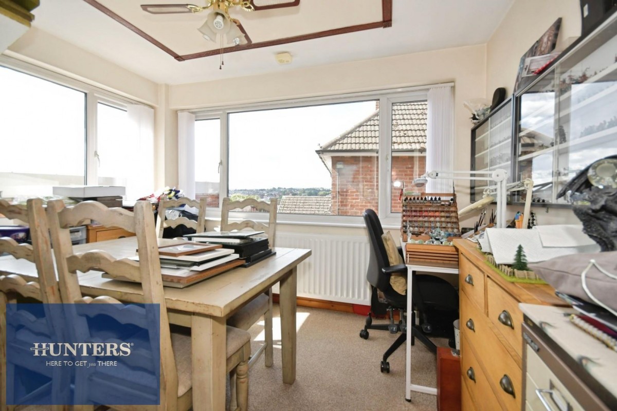 Newbridge Lane, Old Whittington, Chesterfield, S41 9JQ