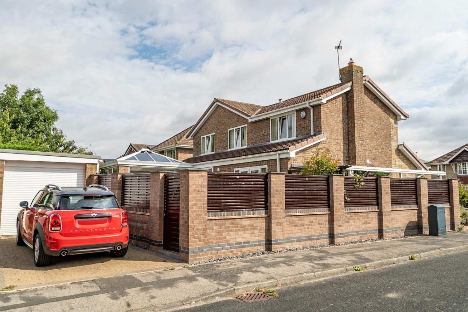 4 bedroom House for sale in Greystone Court, Haxby, York