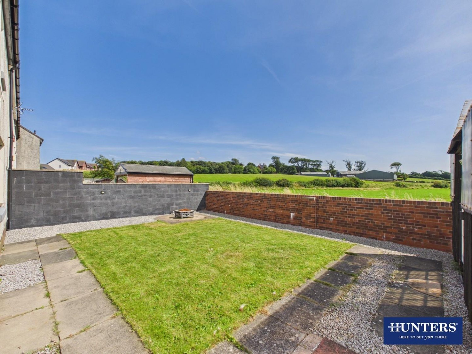 4 bedroom House for sale in Hillend Gardens, Annan, DG12