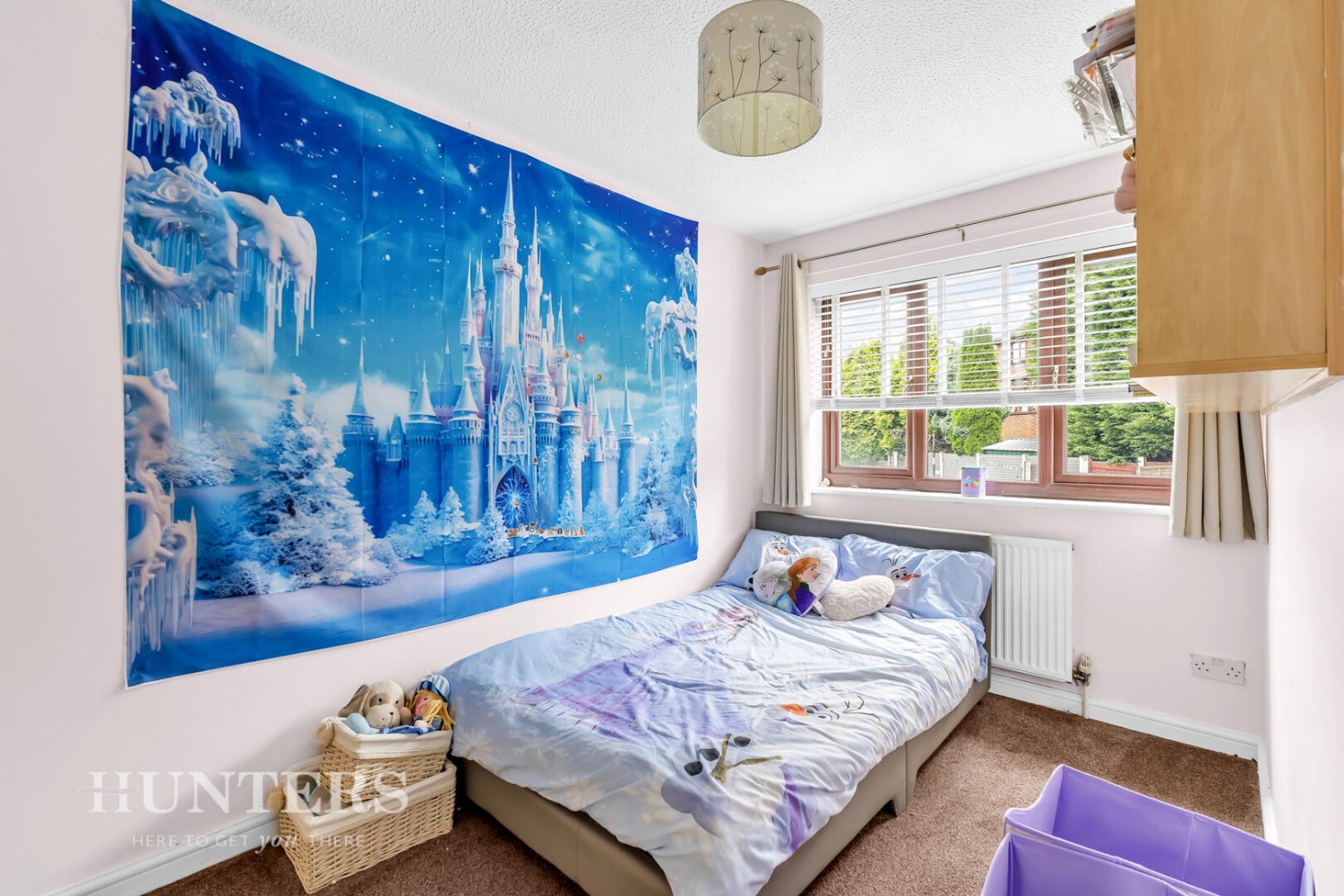 3 bedroom House for sale in Cranleigh Close, Oldham