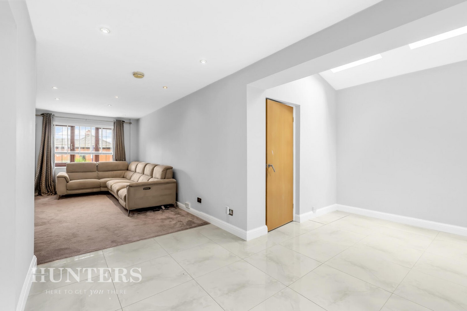 3 bedroom House for sale in Cranleigh Close, Oldham