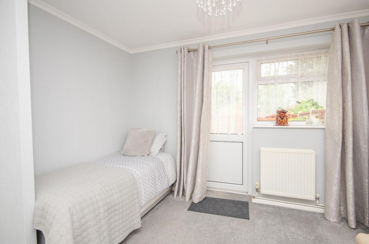 Long Close, Downend Bristol, BS16 2UF