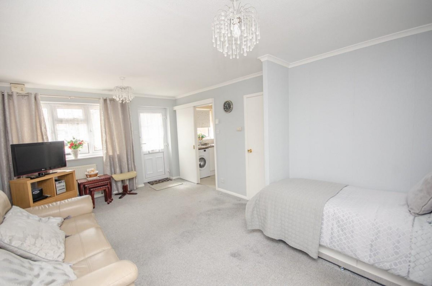 1 bedroom Bungalow for sale in Long Close, Downend Bristol, BS16 2UF