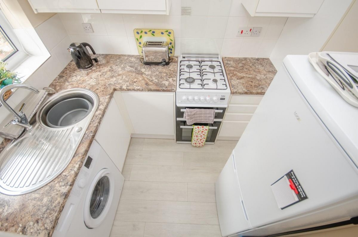Long Close, Downend Bristol, BS16 2UF