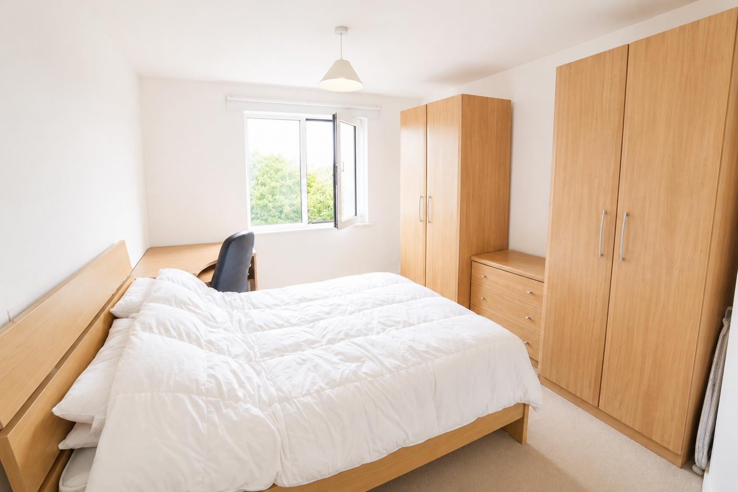 2 bedroom Flat for sale in Bath Lane, Newcastle Upon Tyne