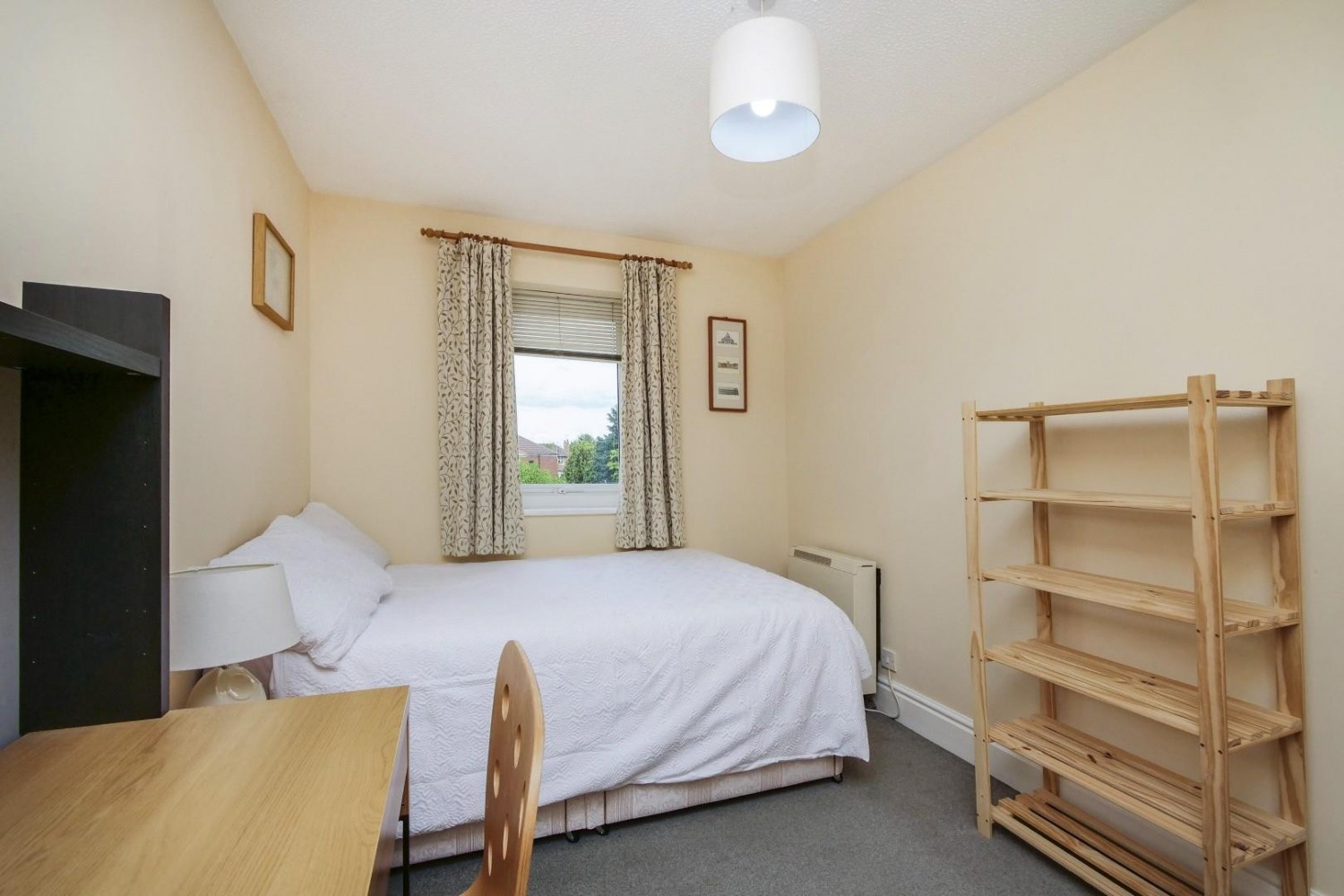 2 bedroom Flat for sale in Nicholas Gardens, York