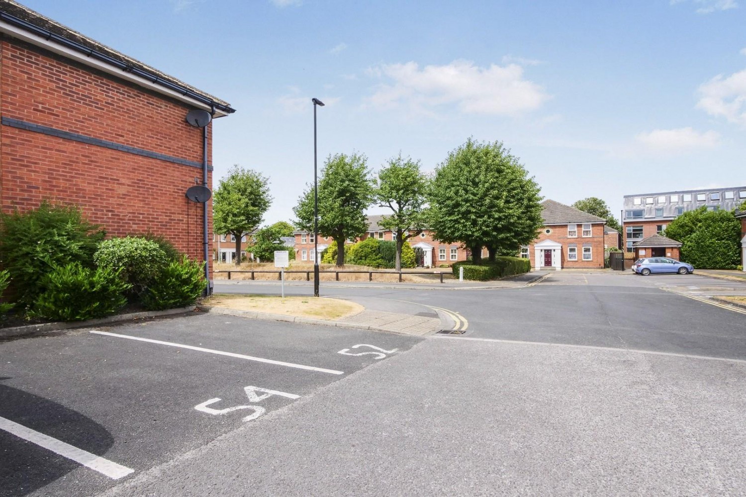 2 bedroom Flat for sale in Nicholas Gardens, York