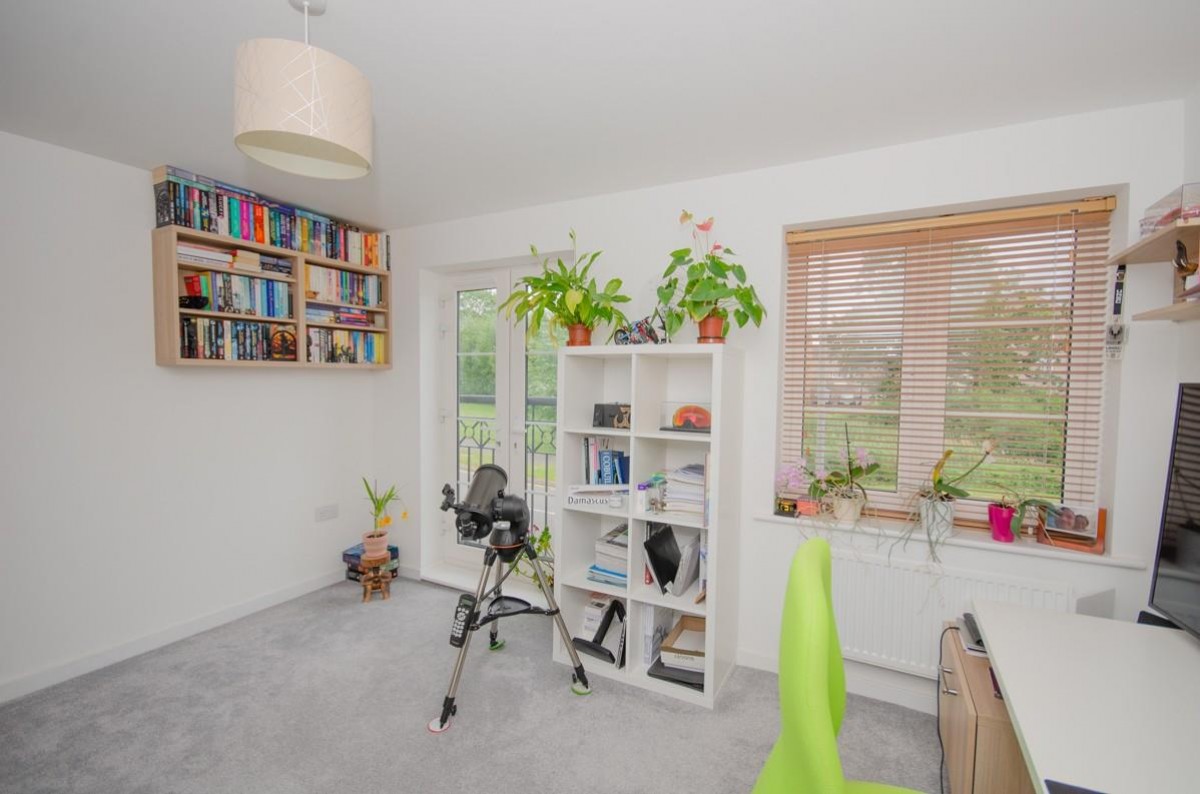 Honeysuckle Road, Emersons Green, Bristol, BS16 7LS