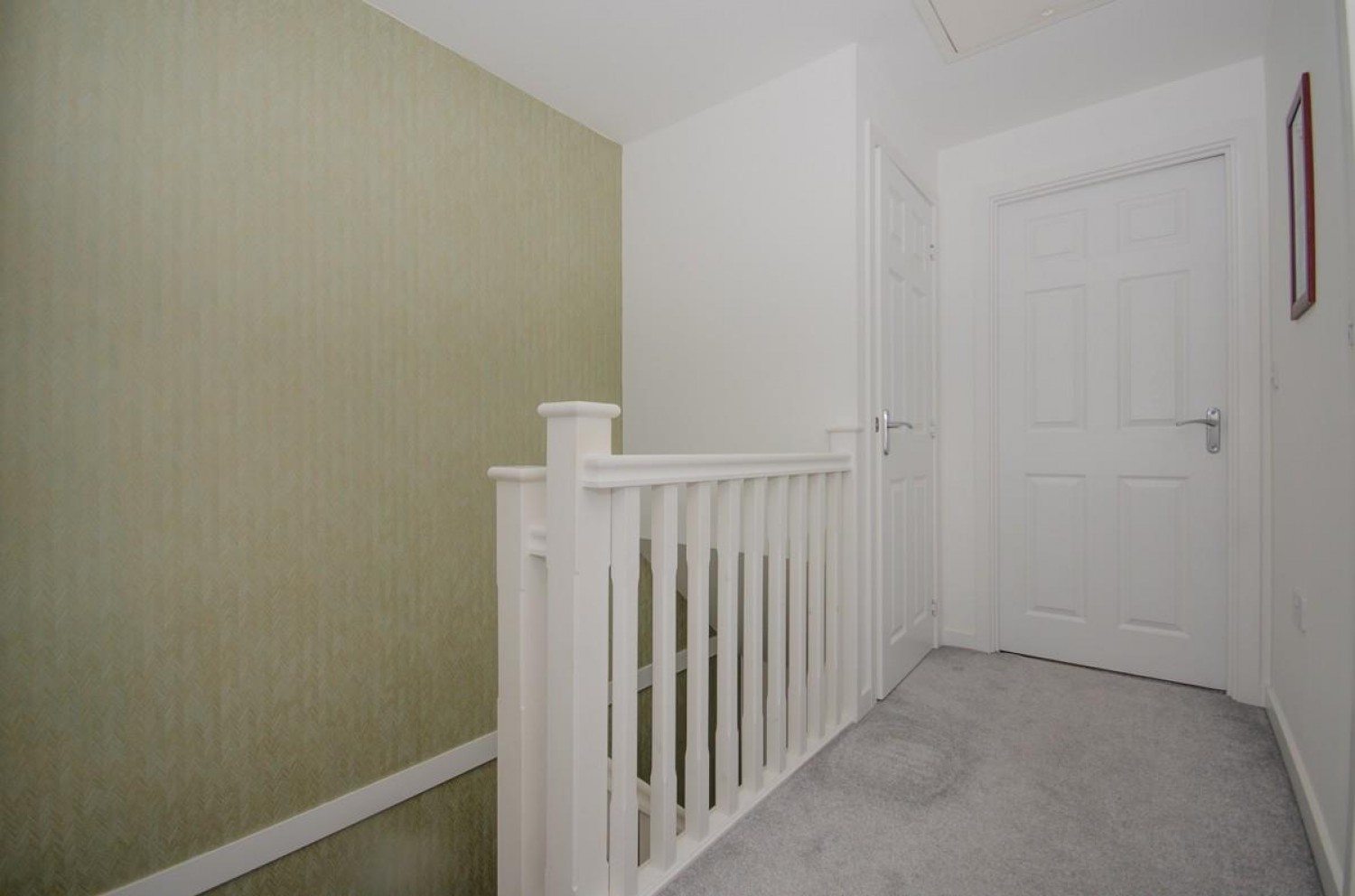3 bedroom House for sale in Honeysuckle Road, Emersons Green, Bristol, BS16 7LS