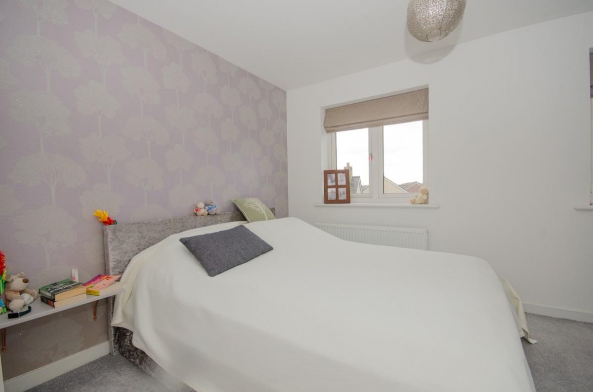 Honeysuckle Road, Emersons Green, Bristol, BS16 7LS
