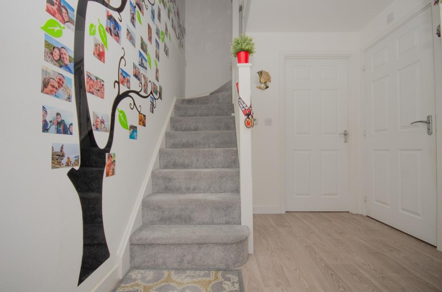 3 bedroom House for sale in Honeysuckle Road, Emersons Green, Bristol, BS16 7LS