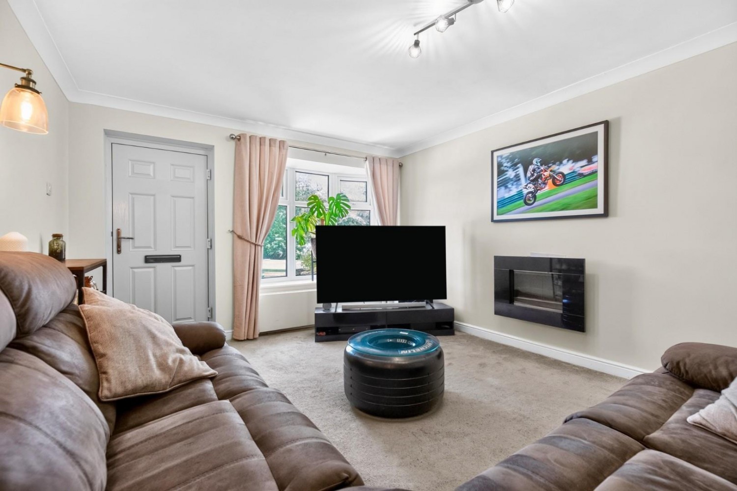 2 bedroom House for sale in Nesfield Close, Harrogate
