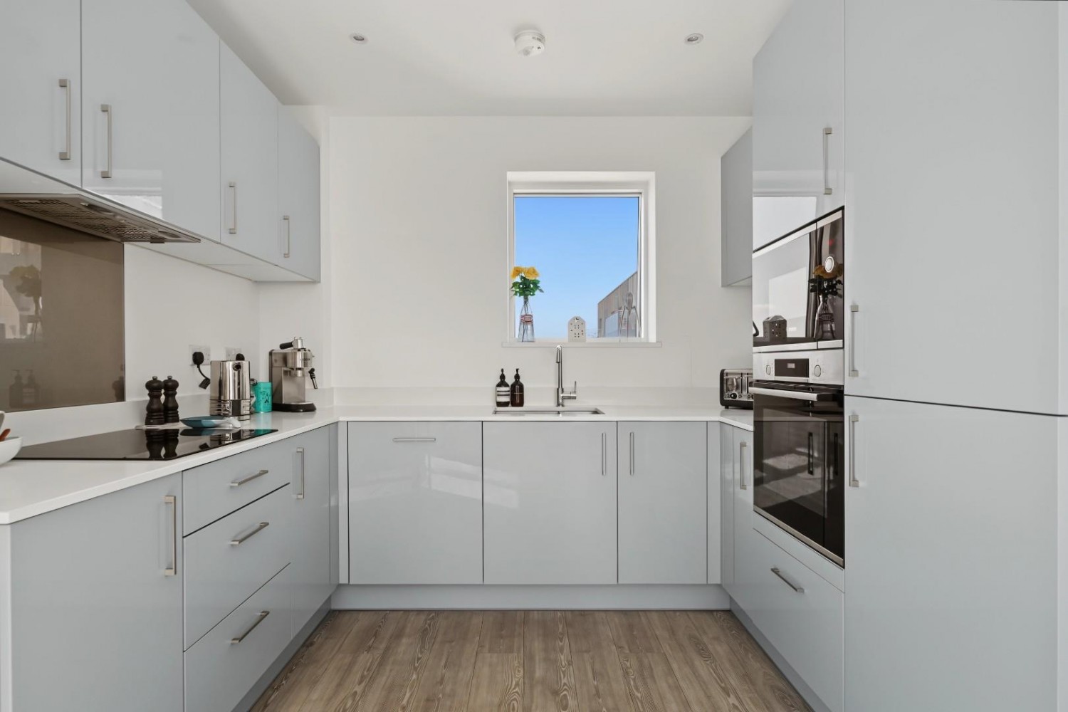 1 bedroom Flat for sale in Matthias Road, London, N16