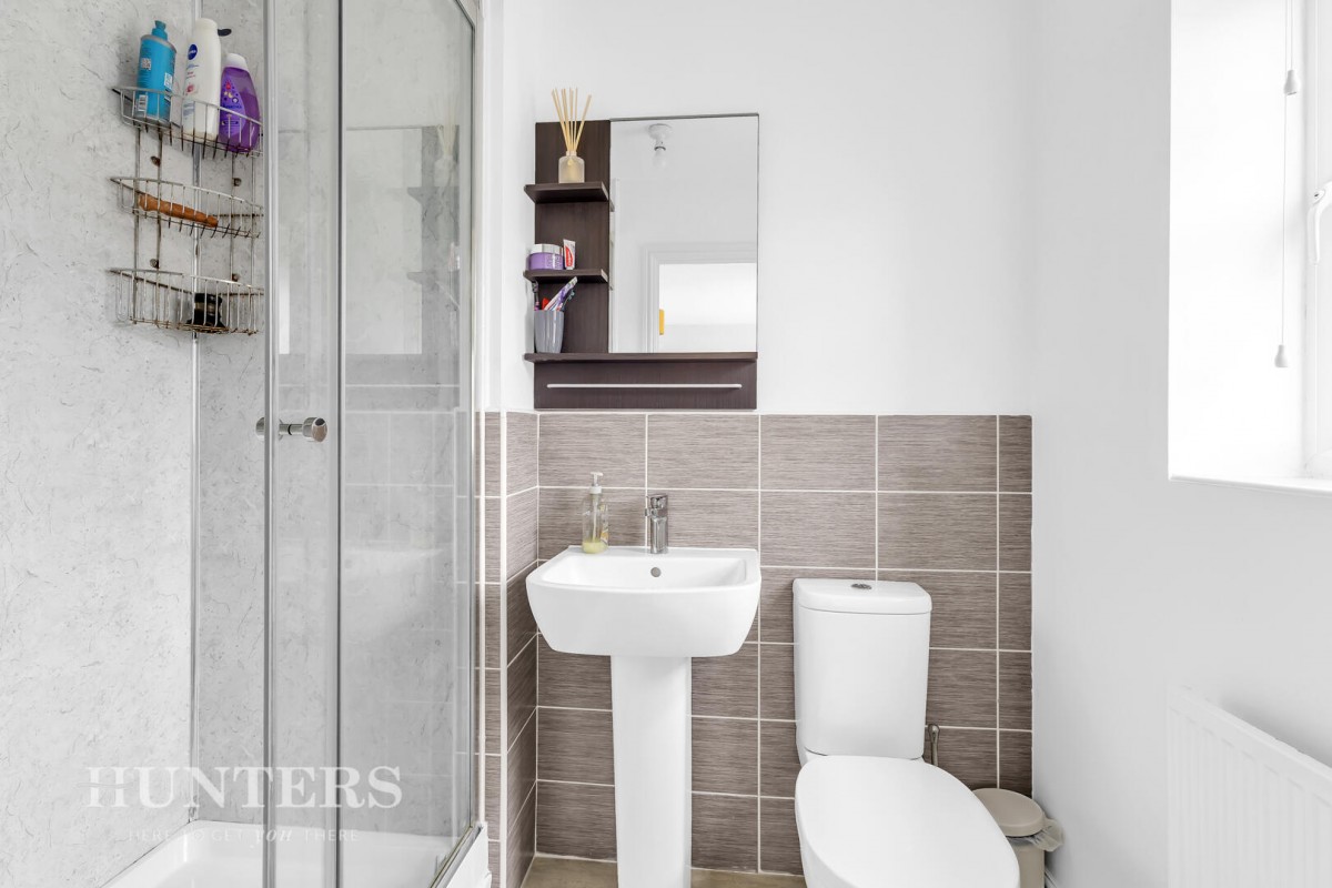 Mayflower Gardens, Wardle OL12 9DF
