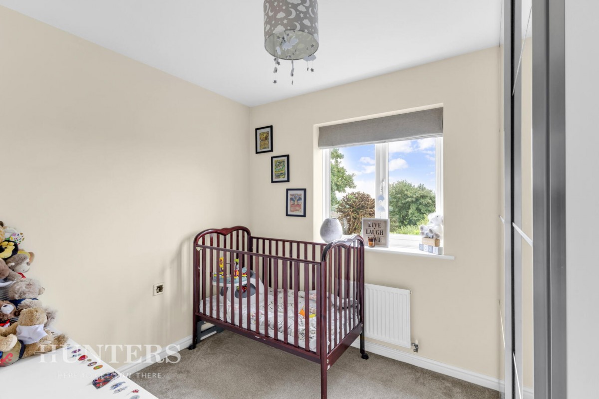 Mayflower Gardens, Wardle OL12 9DF