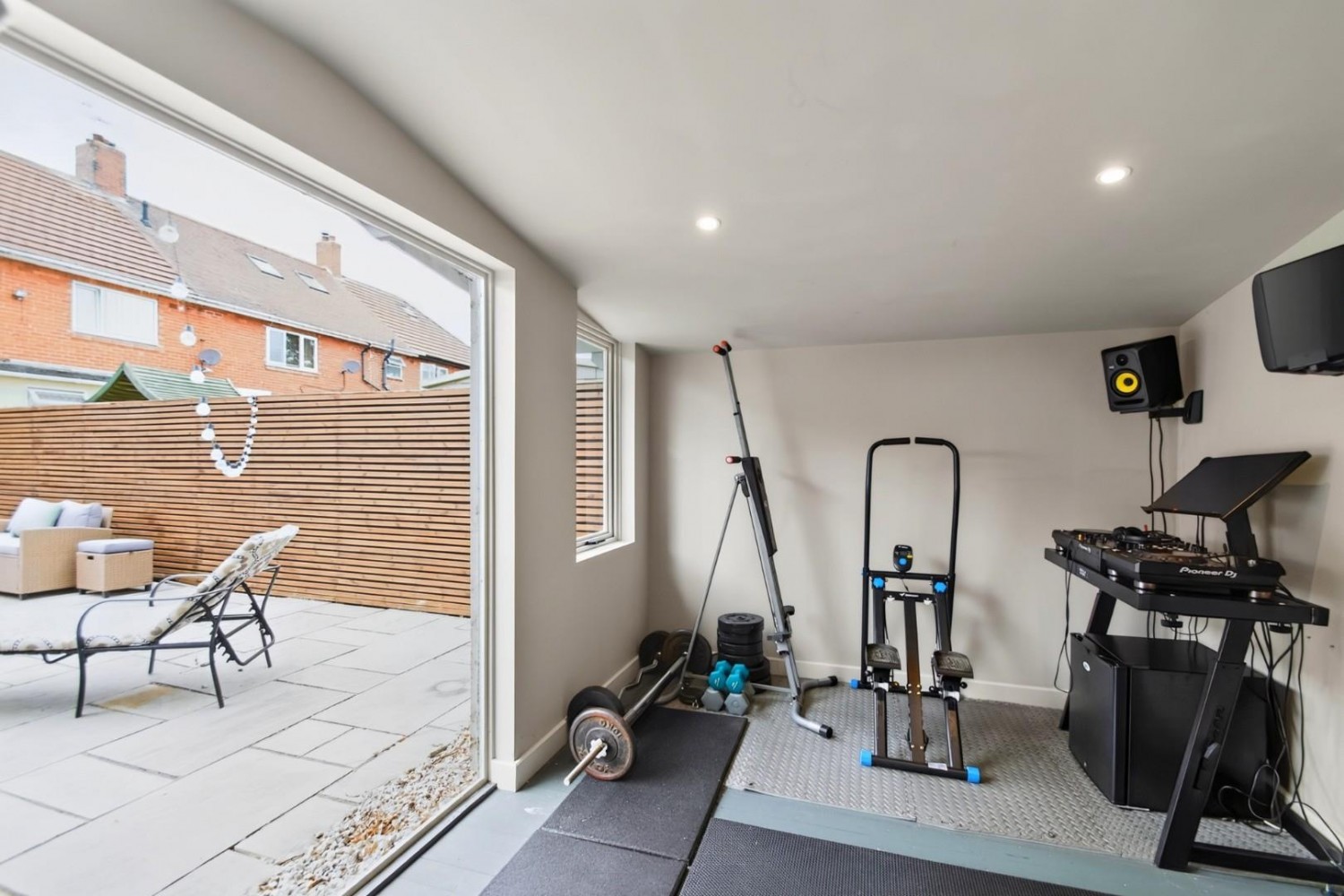 3 bedroom House for sale in Walworth Avenue, Harrogate