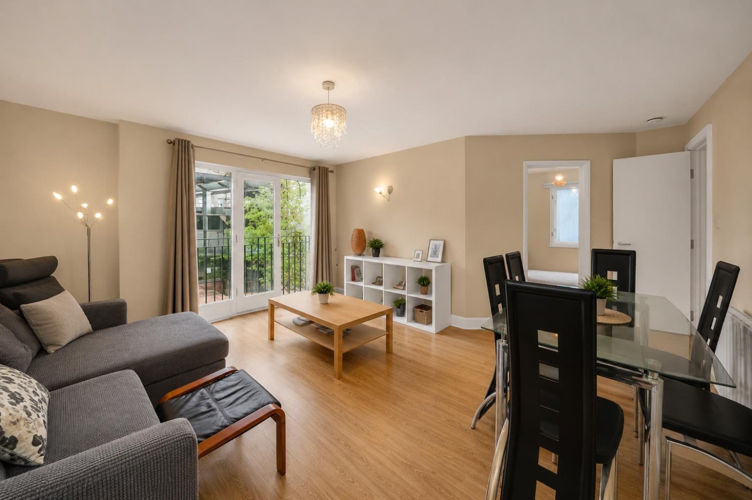 3 bedroom Flat to let in Durward Street, London E1