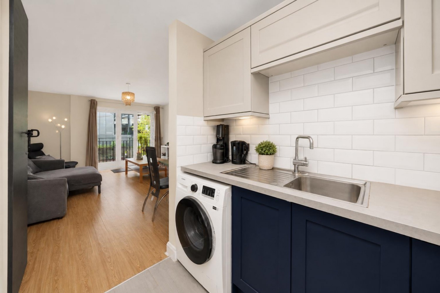 3 bedroom Flat to let in Durward Street, London E1