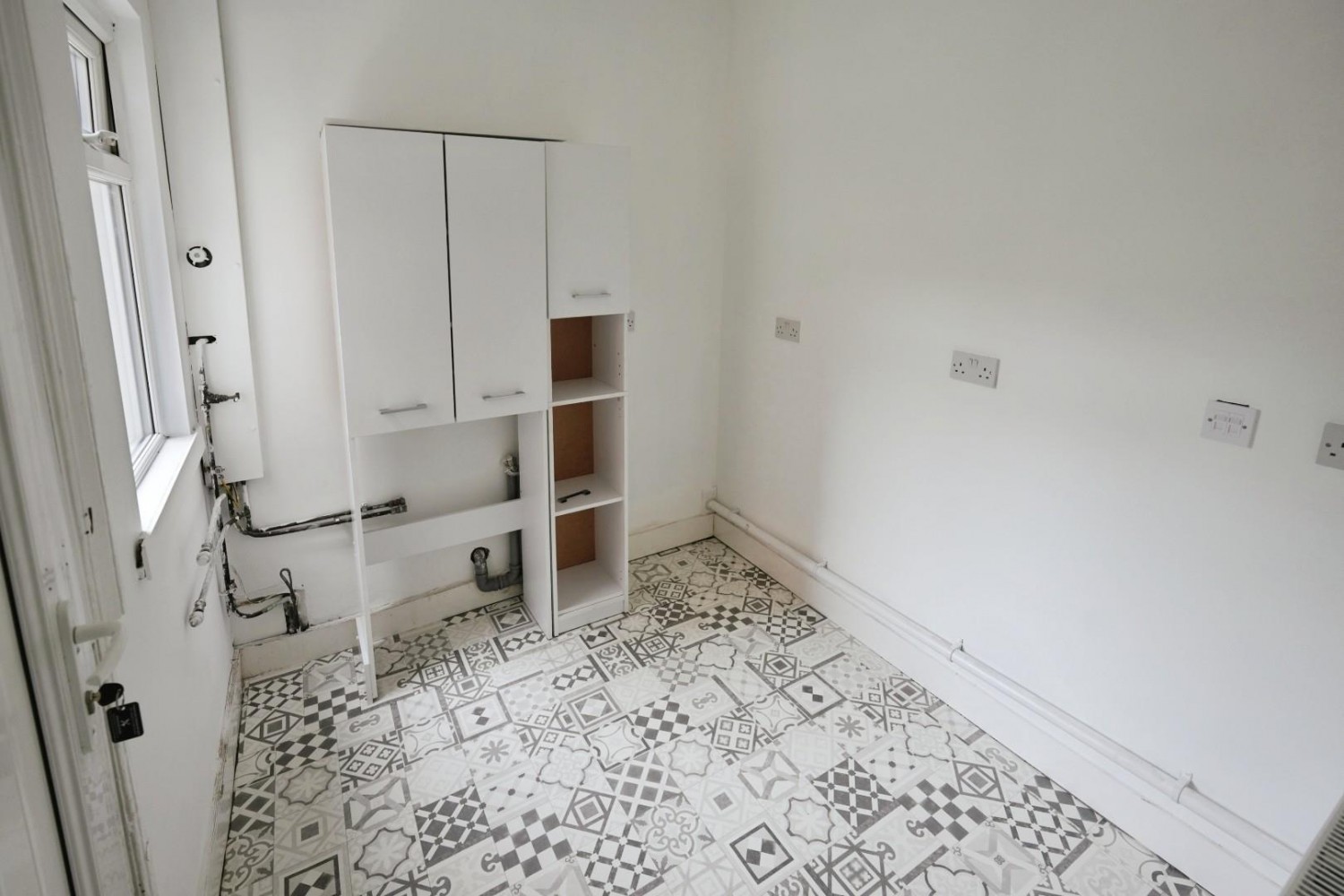 2 bedroom House for sale in Allanson Road, Manchester