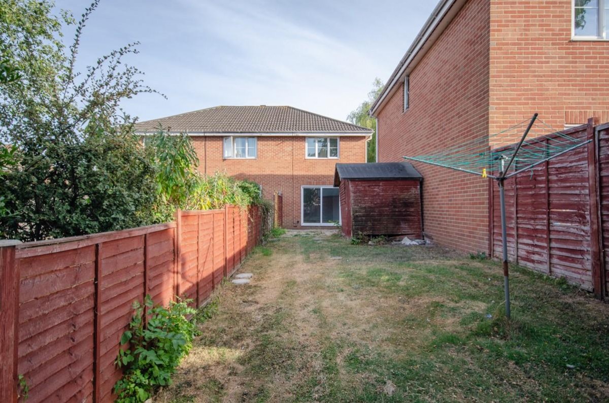 Hill Close, Emersons Green, Bristol, BS16 7HH