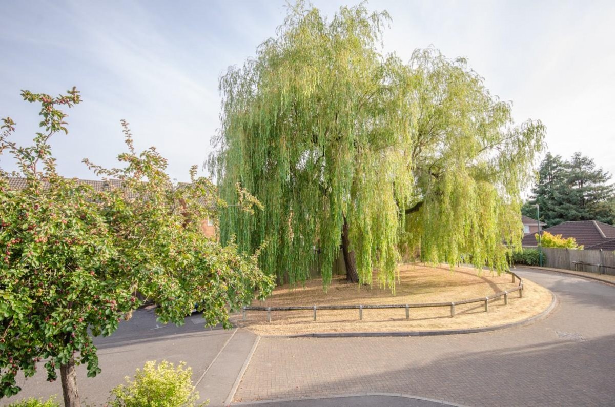 Hill Close, Emersons Green, Bristol, BS16 7HH
