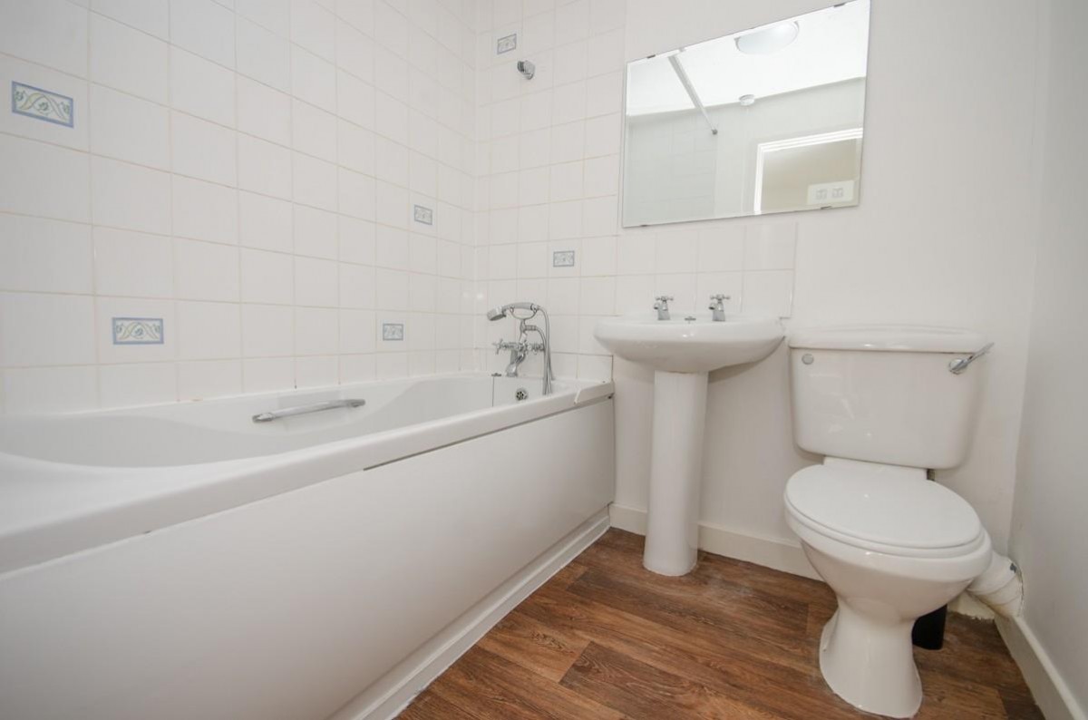 Hill Close, Emersons Green, Bristol, BS16 7HH