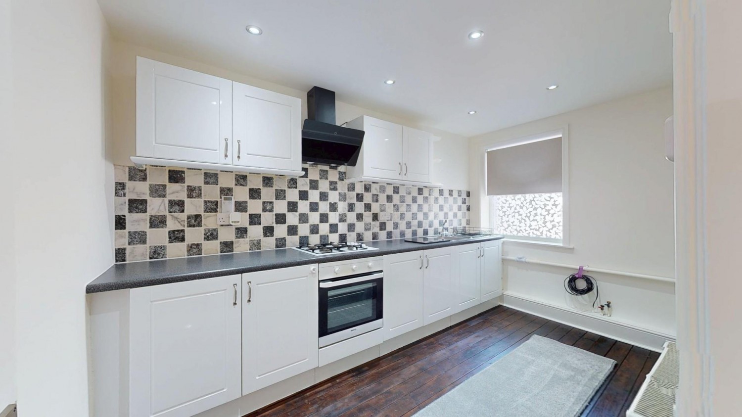 2 bedroom Flat to let in Bridge Street, Otley, LS21 1BQ