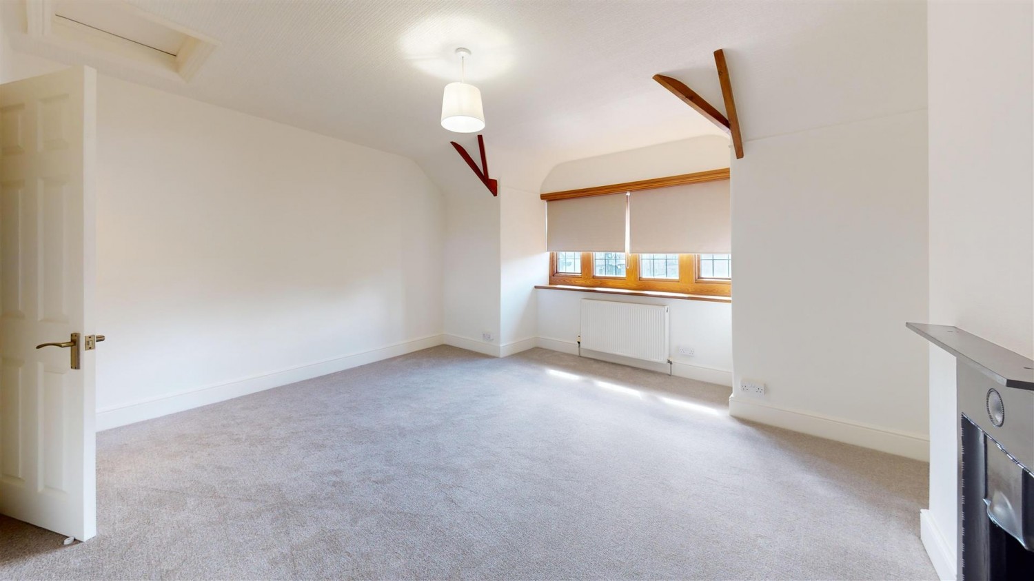 2 bedroom Flat to let in Bridge Street, Otley, LS21 1BQ
