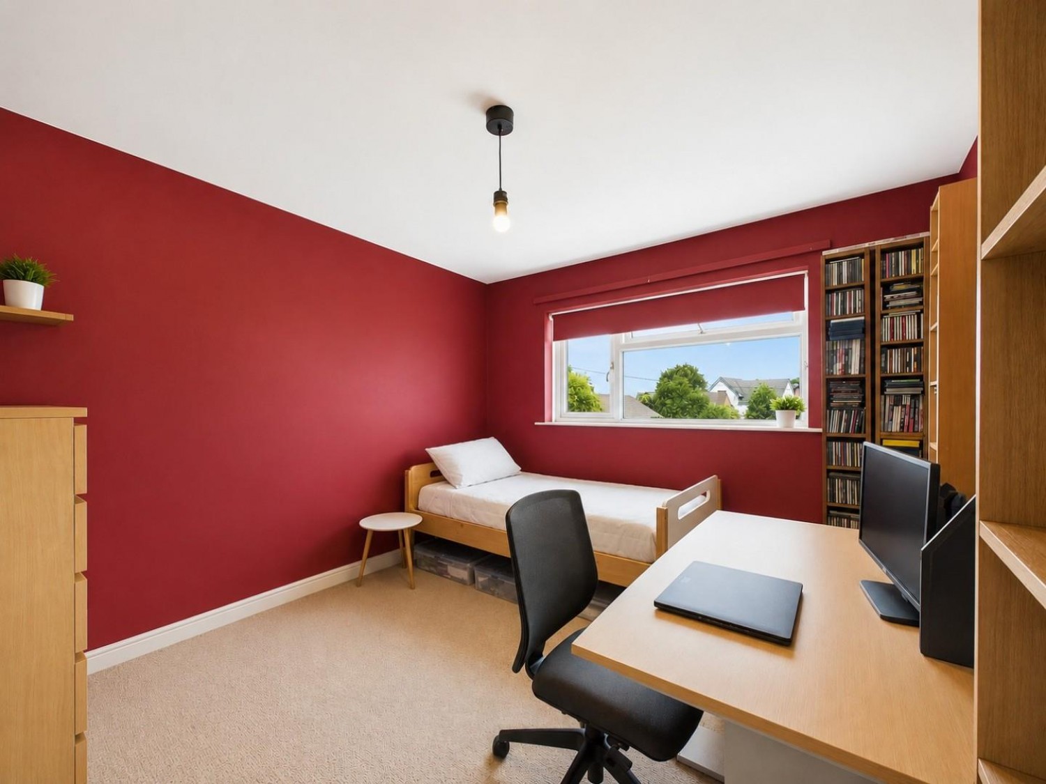 2 bedroom Flat for sale in Quarry Road, Alveston, Bristol