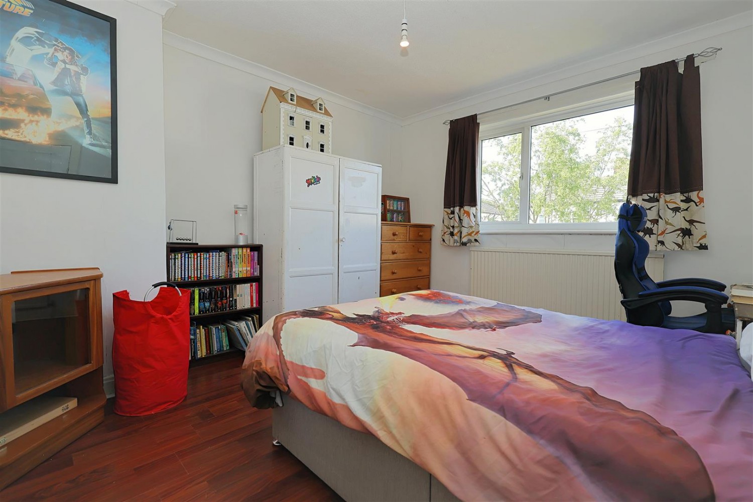 3 bedroom House for sale in Swinnow Drive, Leeds