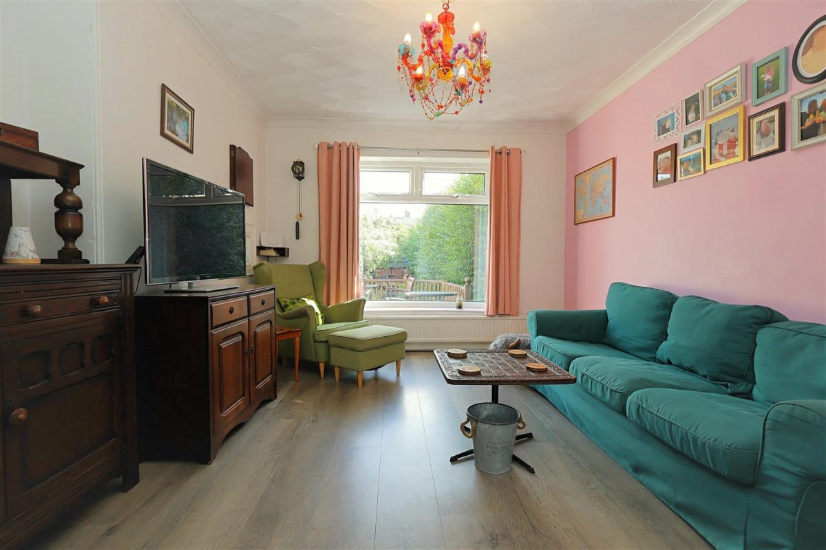 Swinnow Drive, Leeds
