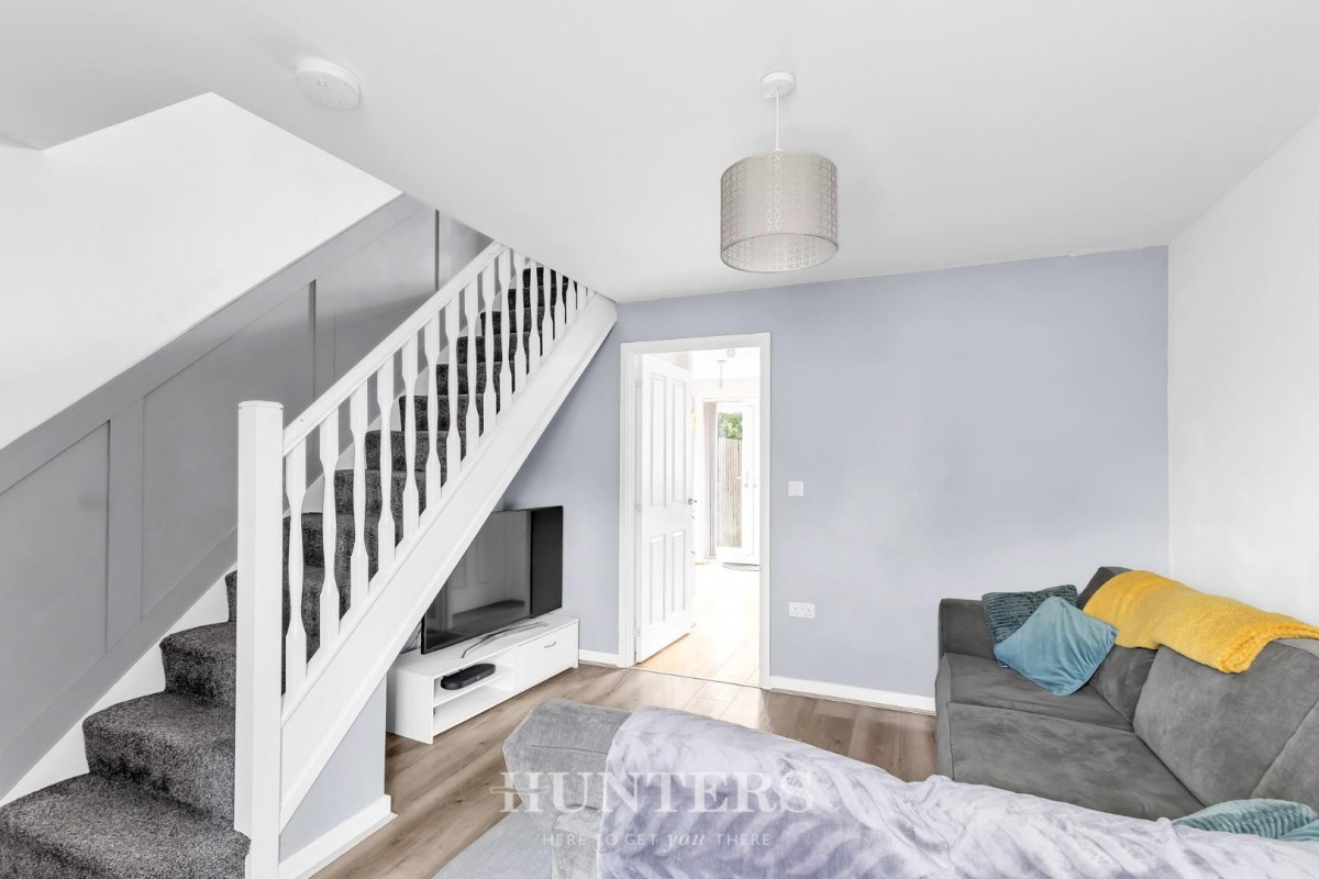 Fusilier Close, Middleton M24