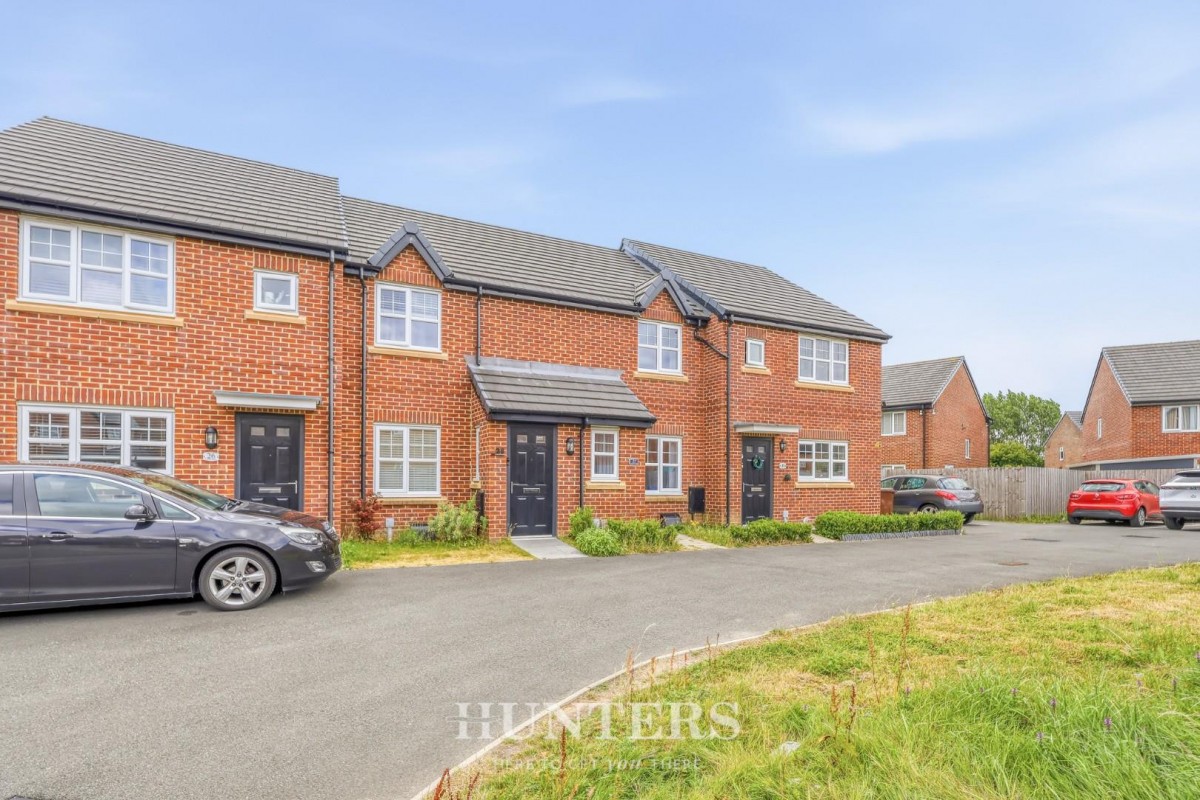 Fusilier Close, Middleton M24