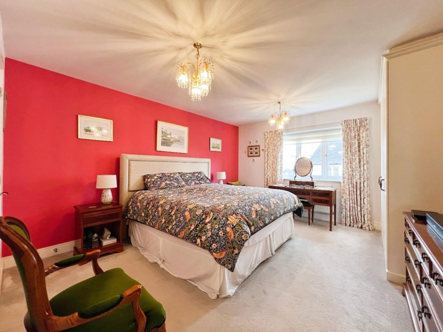 5 bedroom House for sale in SISSINGHURST