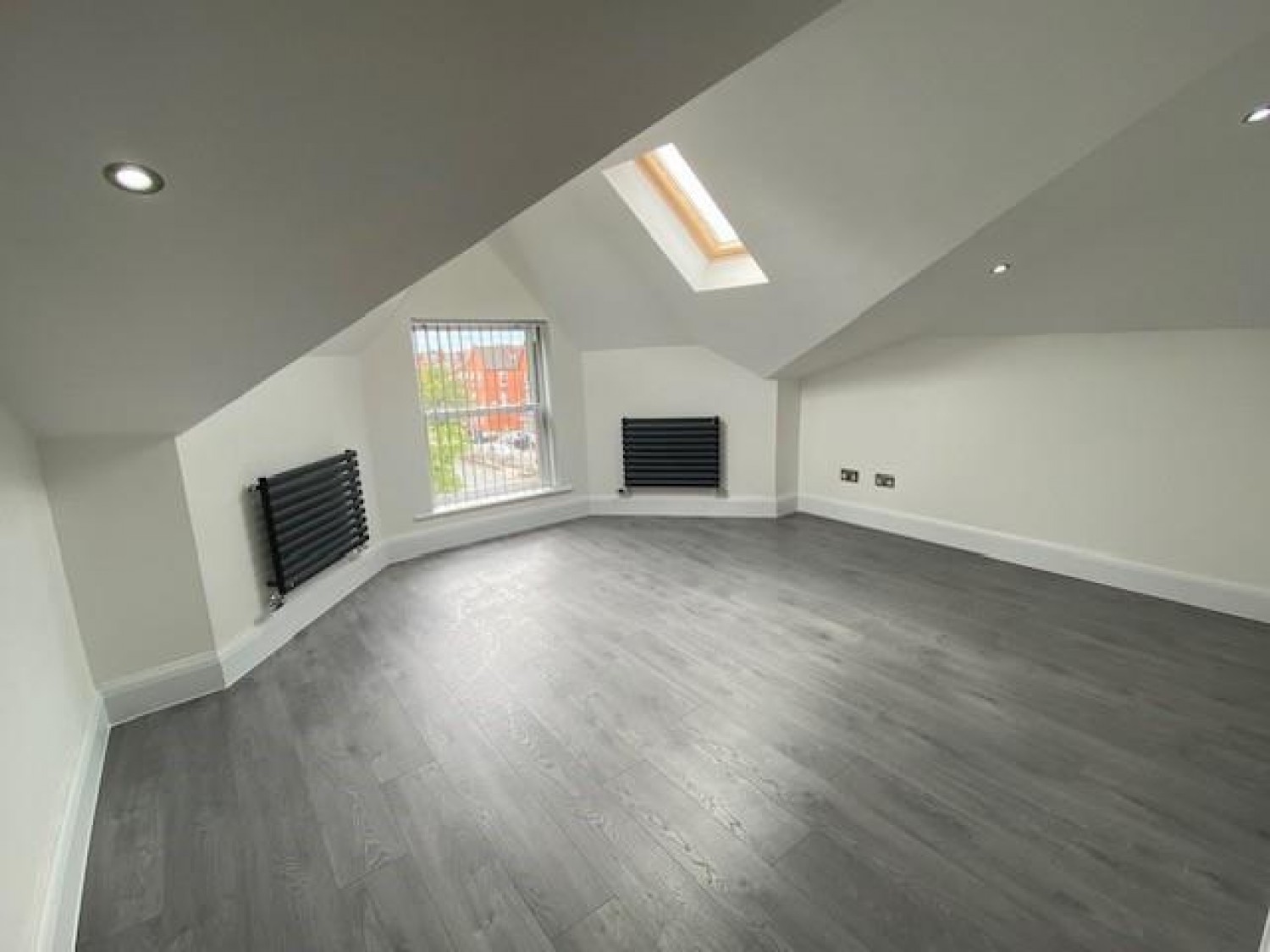 1 bedroom Flat to let in Aigburth Road, Liverpool