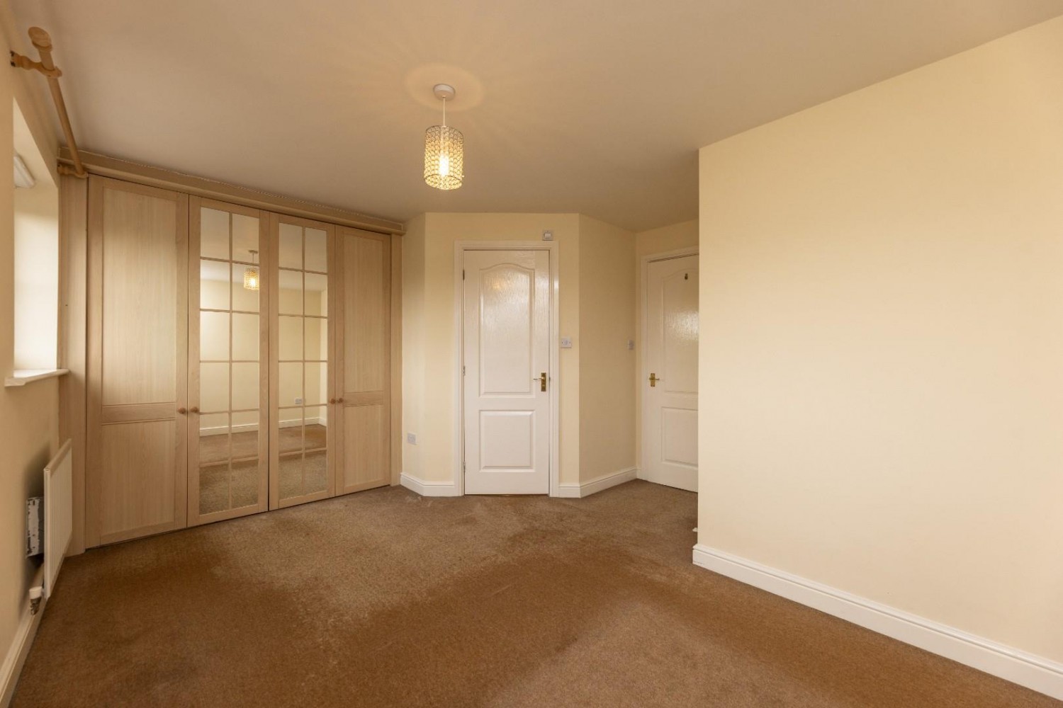 3 bedroom House for sale in Willowbridge Close, Castleford