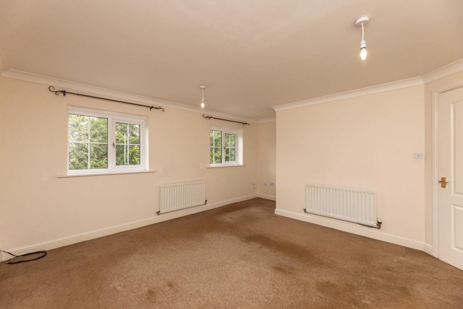 3 bedroom House for sale in Willowbridge Close, Castleford