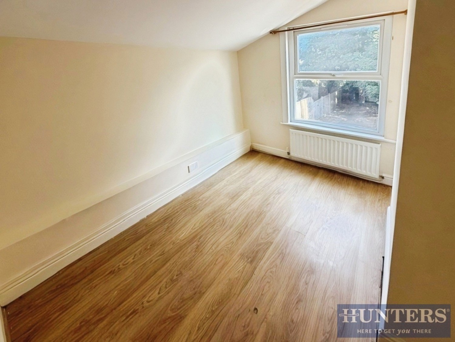 3 bedroom House to let in Beresford Road, Gillingham
