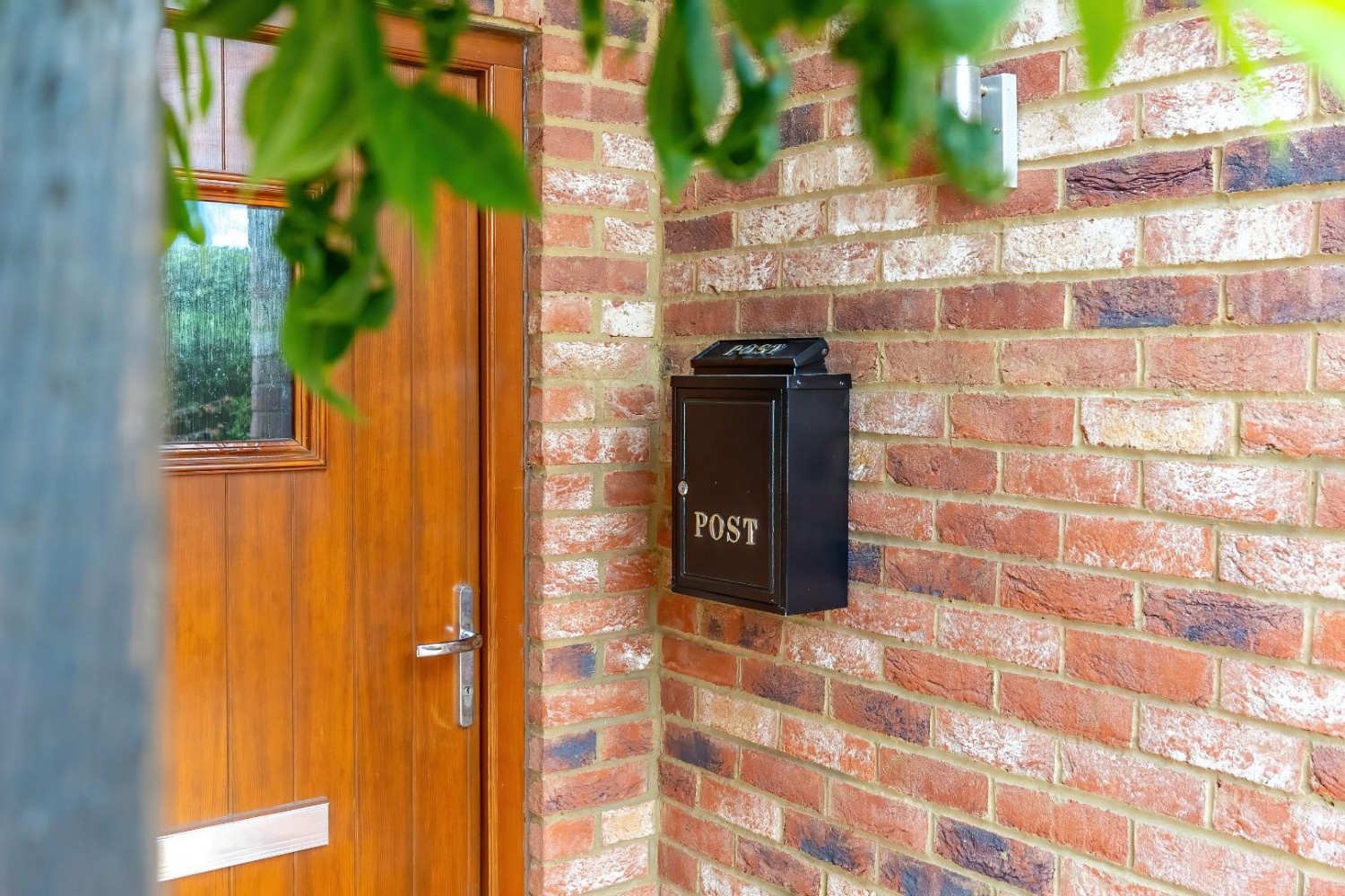 2 bedroom House for sale in Soulbury Road, Burcott, Leighton Buzzard