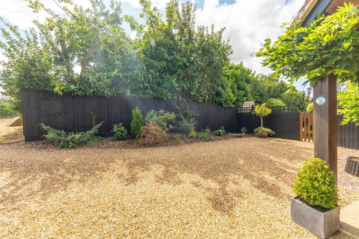 Soulbury Road, Burcott, Leighton Buzzard